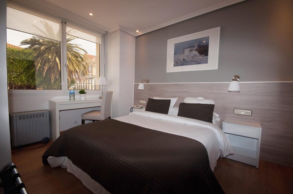 Hotel Don Pepe Ria Ribadesella Chambre photo